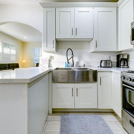 Stylish Modern Home, Ac, Parking & Near Fwys سانتا أنا، كاليفورنيا المظهر الخارجي الصورة