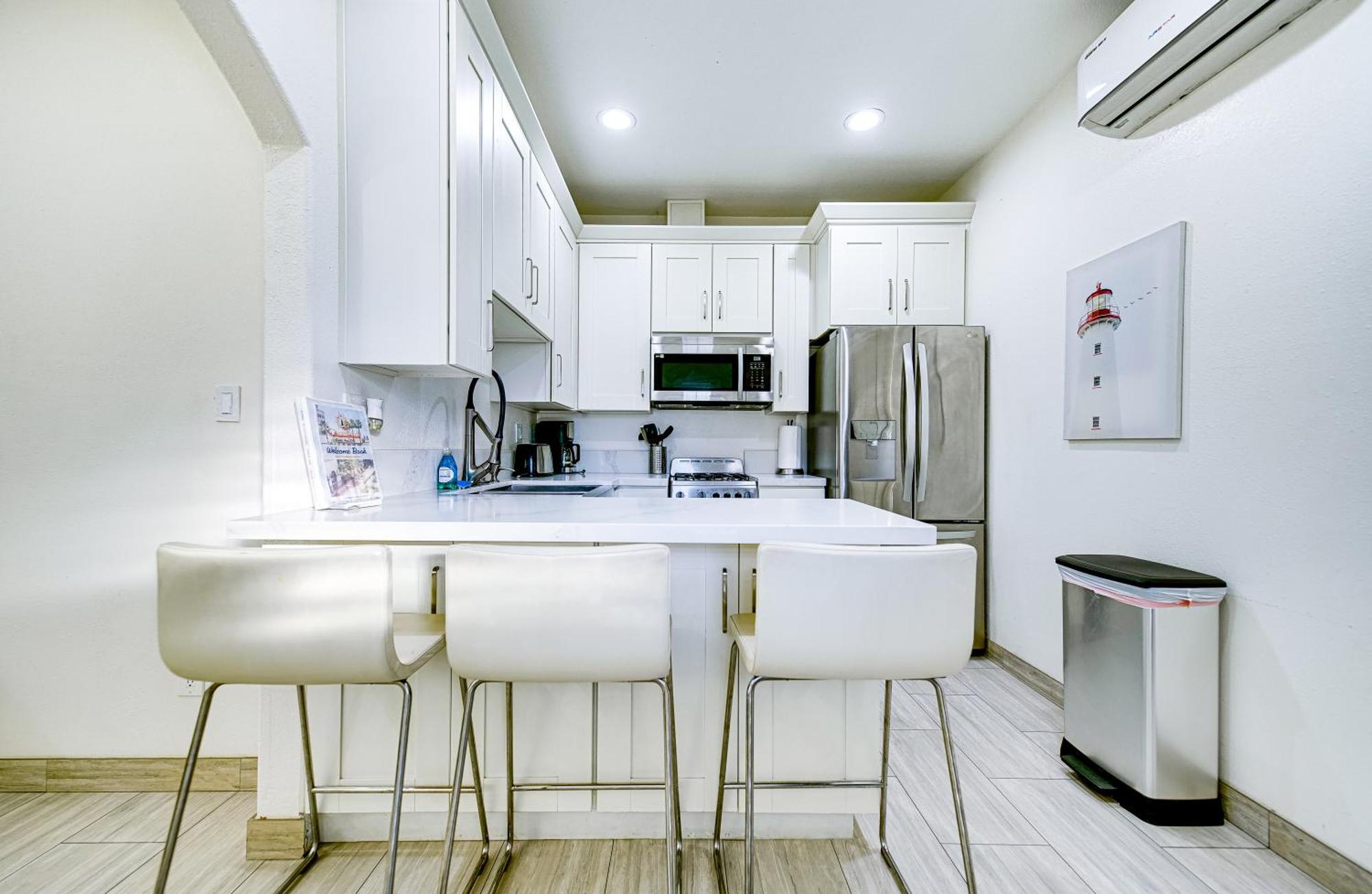 Stylish Modern Home, Ac, Parking & Near Fwys سانتا أنا، كاليفورنيا المظهر الخارجي الصورة